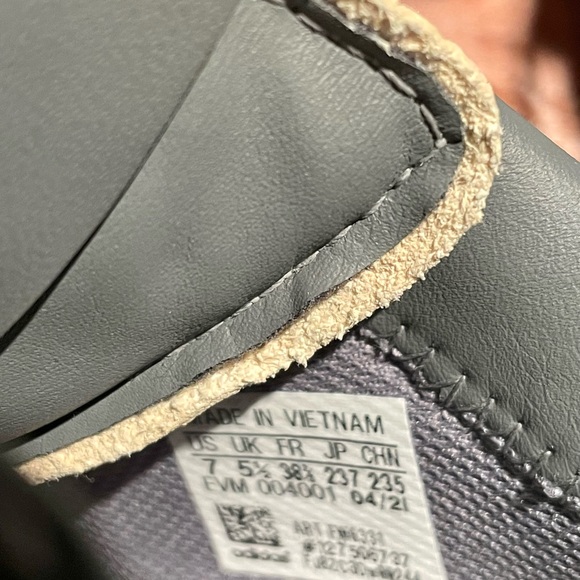 Adidas Adicross Leather Athletic Shoes - 7 - Picture 6 of 8